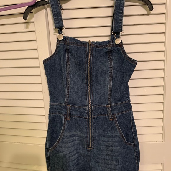 Cropped Overalls 💋 - Picture 7 of 9